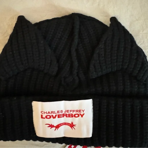 NEW NWT AUTHENTIC Charles Jeffrey LOVERBOY Chunky Ears Beanie Hat Black - Picture 2 of 8